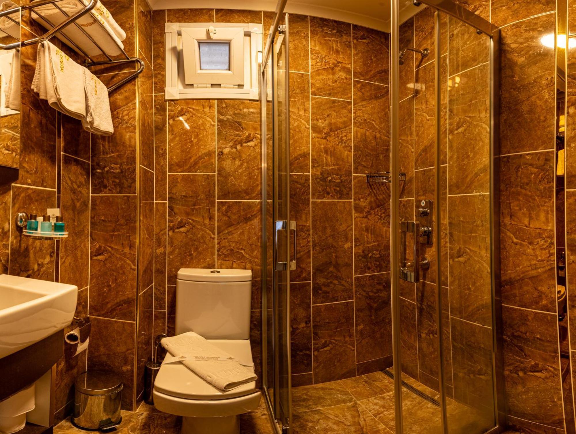 Golden Dream Otel Истанбул Екстериор снимка