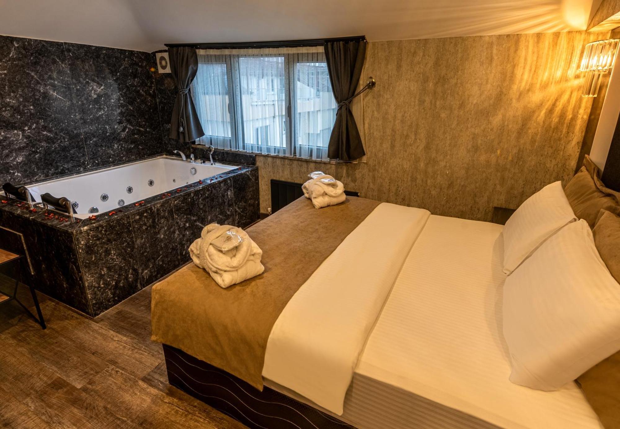 Golden Dream Otel Истанбул Екстериор снимка